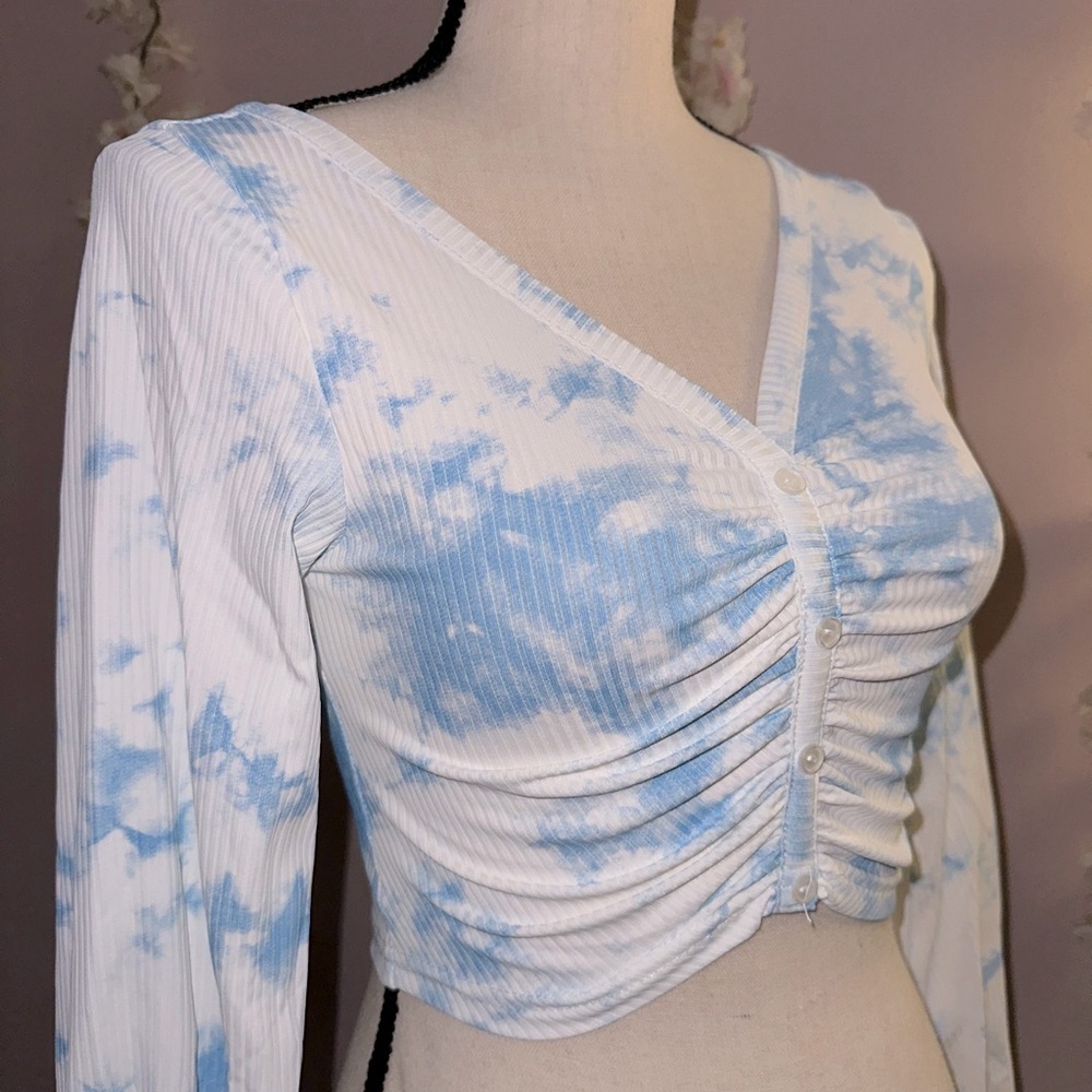 Cute Tie Dye Crop Top - Picture 4 of 5